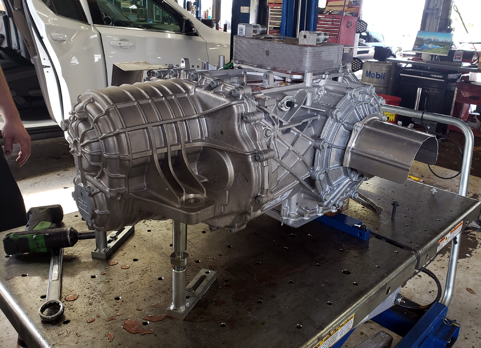 C8 Transaxle leaking fluid have to yank out Team ZR1 Corvette Racers